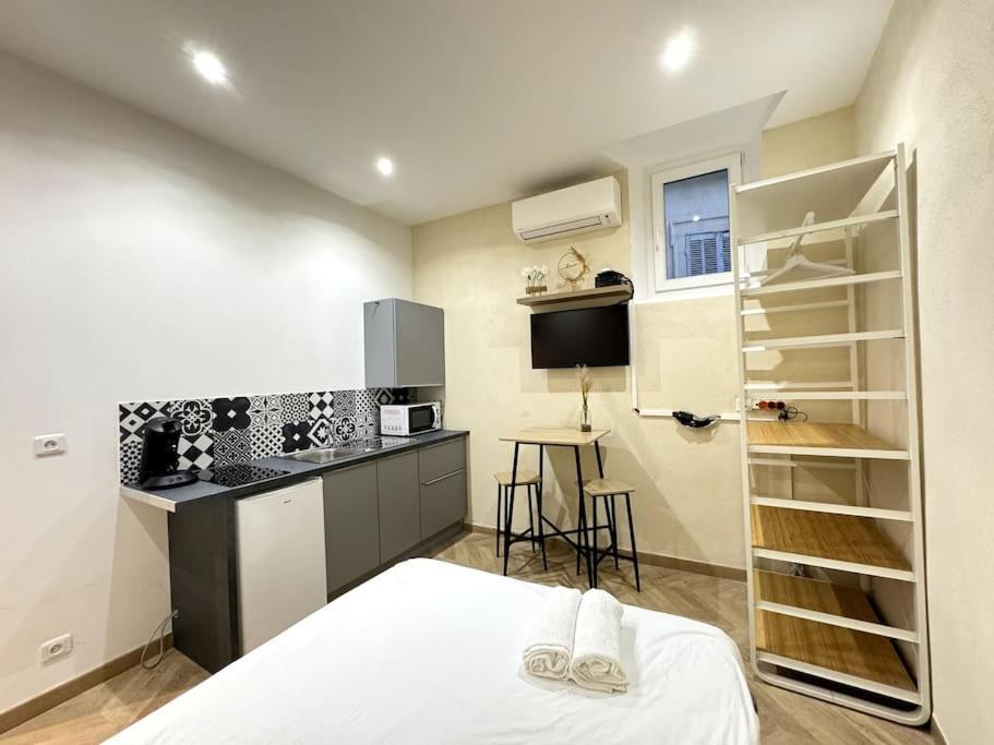 Studio Au Coeur Du Vieux Port Avec Clim Marseille Ngoại thất bức ảnh