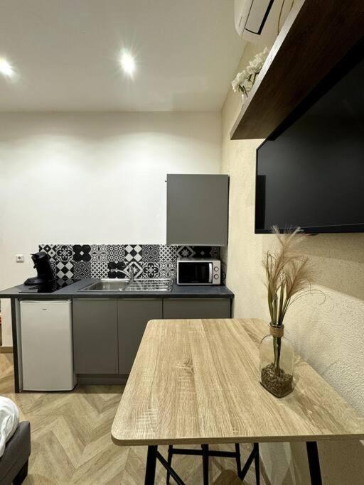 Studio Au Coeur Du Vieux Port Avec Clim Marseille Ngoại thất bức ảnh